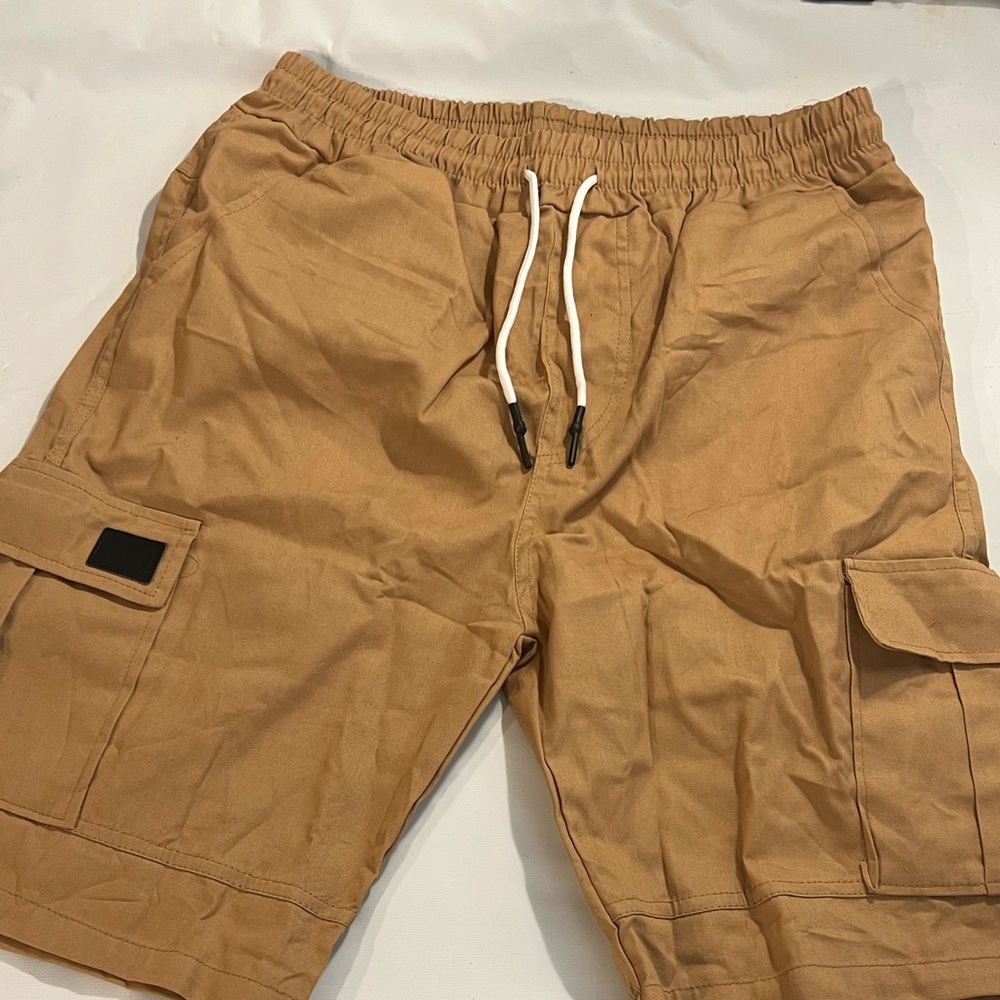 No Name Khaki Cargo Shorts by DubX